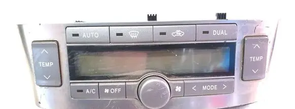 Toyota Avensis T250 Air conditioner control unit module 55900-05140