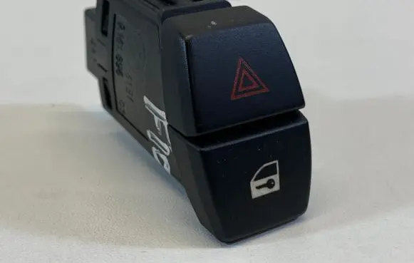 BMW 5 F10 F11 Hazard light switch 9161896