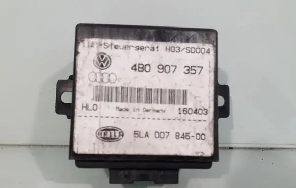 Audi TT Mk1 Alarm control unit/module 4B0907357