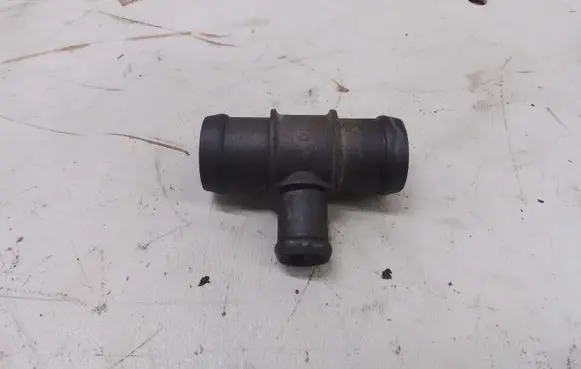 Volkswagen Transporter - Caravelle T5 Engine coolant pipe/hose