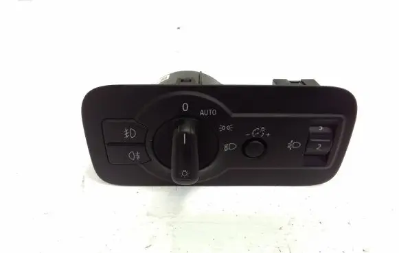 Volkswagen Touareg II Light switch 7P6941431B