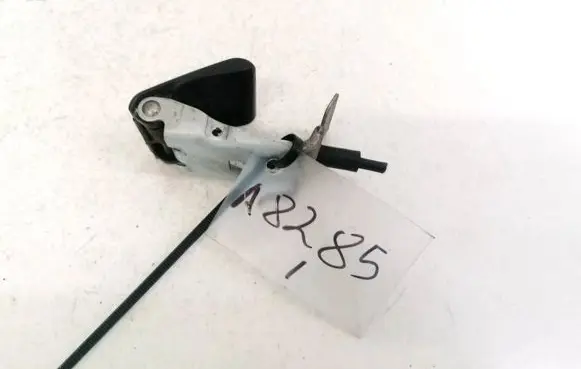 Toyota Previa (XR30, XR40) II Engine bonnet (hood) release handle