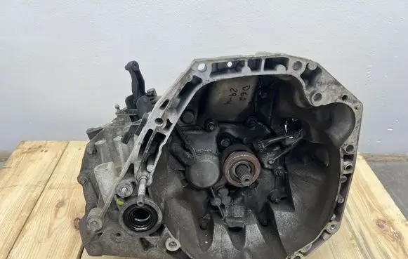 Renault Captur Manual 6 speed gearbox JR5332