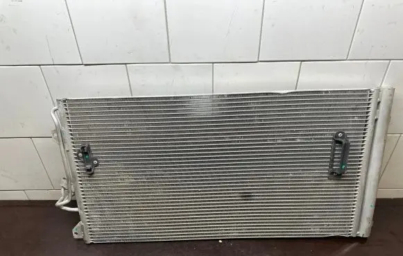 Audi Q7 4L A/C cooling radiator (condenser)