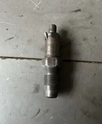 Fuel injector