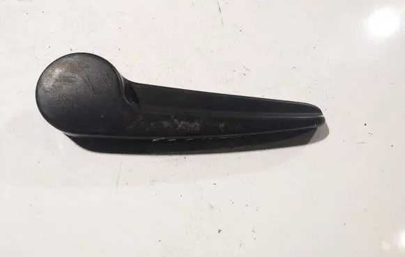 Peugeot 207 Seat adjustment knob