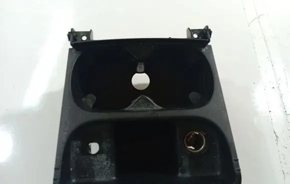 Volvo S80 Cup holder 390228