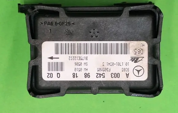Mercedes-Benz C W203 ESP acceleration yaw rate sensor A0035429818 BU75E12212 10170103413