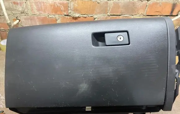 Volvo XC60 Glove box 39826885