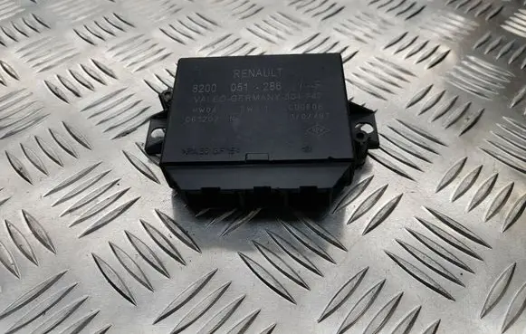 Renault Laguna II Parking PDC control unit/module 8200051286F