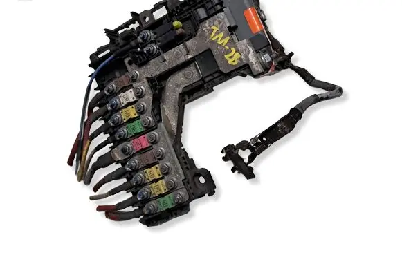 Citroen C4 II Fuse module 9665878280
