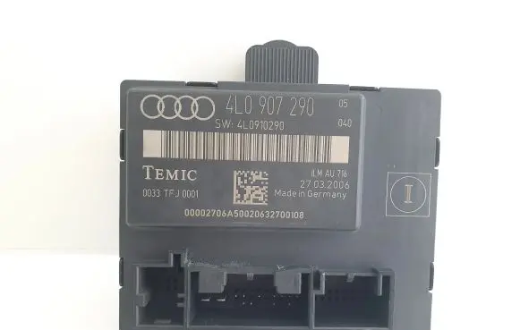 Audi Q7 4L Door control unit/module 4L0907290 4L0910290