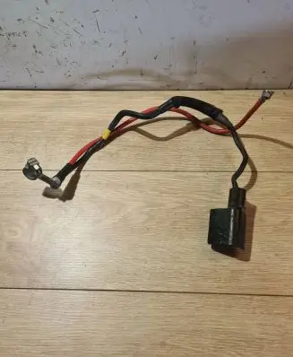 Volkswagen Golf VI Positive cable (battery) 1k0911228