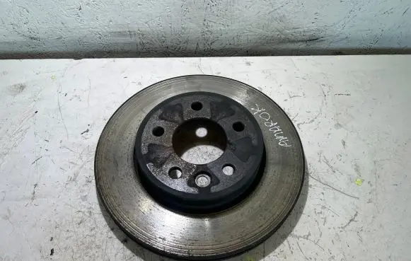Volkswagen Amarok Front brake disc