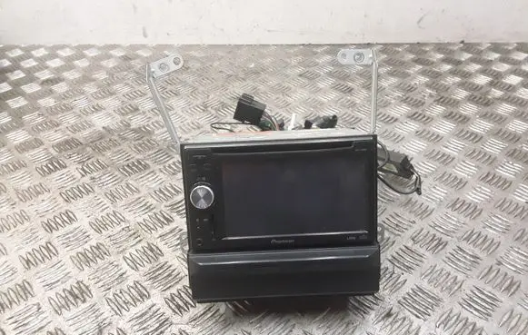 Nissan X-Trail T31 Radio/CD/DVD/GPS head unit 030248