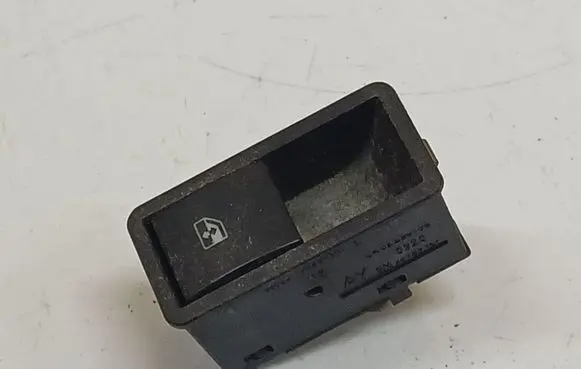 Opel Zafira B Electric window control switch LK03459105
