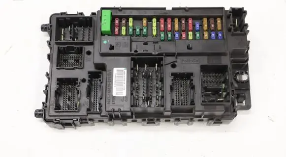 Ford S-MAX Fuse box set DG9T-14B476-B