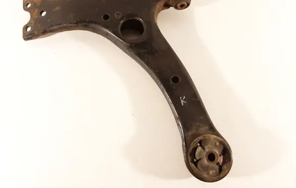 Toyota Corolla Verso AR10 Front lower control arm/wishbone 486550F010