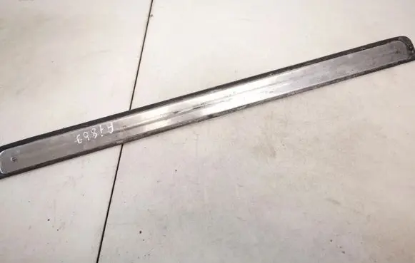 Nissan Primera Front sill trim cover 769b1av710