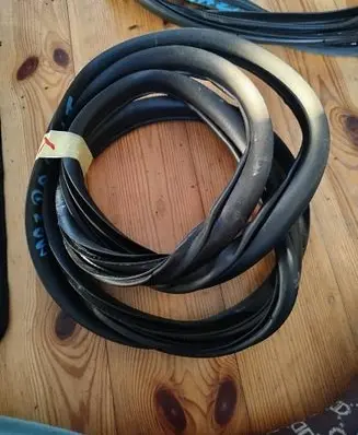 Mazda 3 II Rear door rubber seal (on body) 