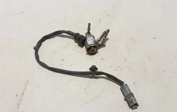 Renault Trafic III (X82) AdBlue injector 208994525R