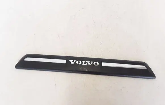 Volvo V40 Front sill trim cover 31265842