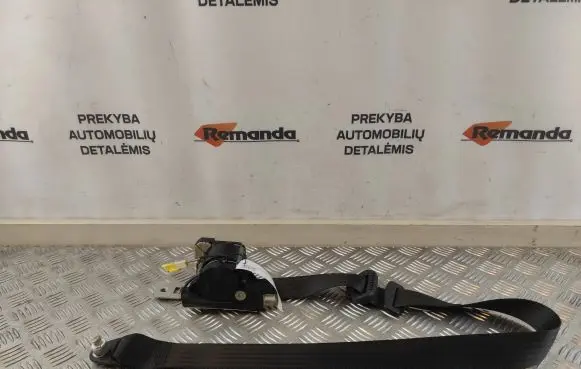 Iveco Daily 5th gen Front seatbelt 33021173