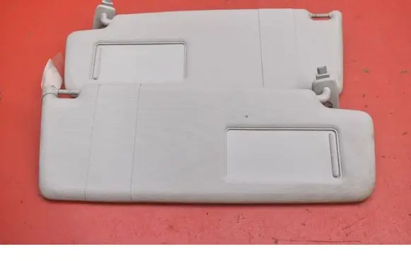 Volkswagen Tiguan Sun visor 