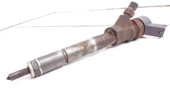 Toyota Corolla E120 E130 Fuel injector 0445110227 2367033040 082022A0B0