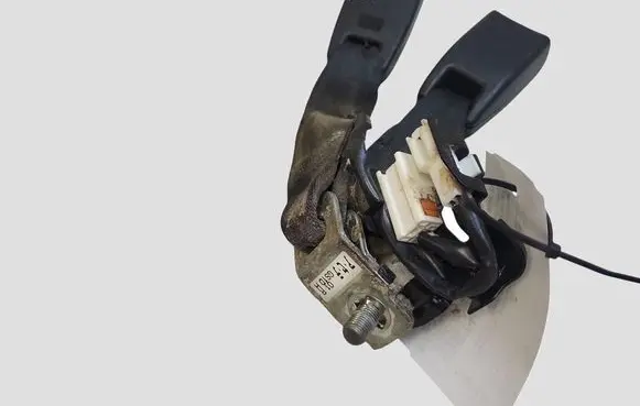 Mazda 6 Rear seatbelt buckle 186240B