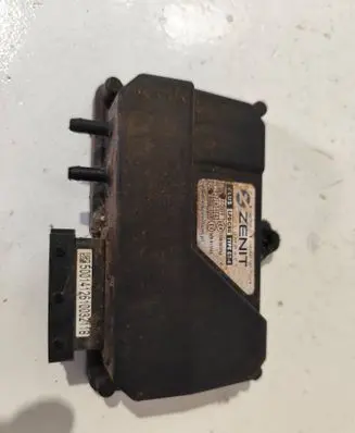 Mazda 5 LP gas control unit module 110R005766 67R015765