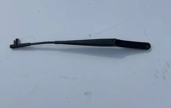 Skoda Octavia Mk2 (1Z) Front wiper blade arm 1Z1955409A