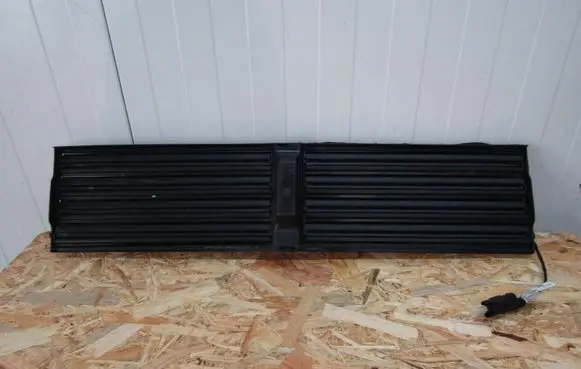 BMW 2 F45 Radiator trim 931991801