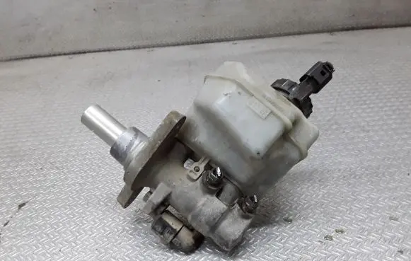 Volkswagen PASSAT B6 Master brake cylinder 3C1611301