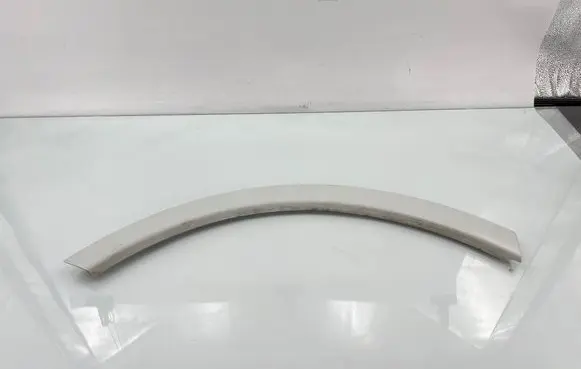 Audi Q7 4M Rear arch trim 4M0853818 4M0853618A