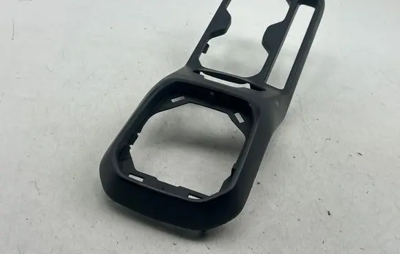Jeep Renegade Gear shifter surround trim plastic 735665556