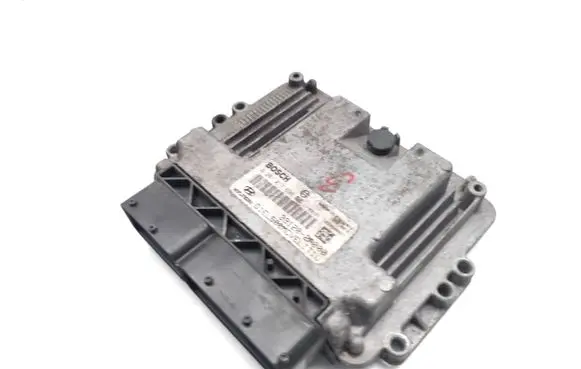 Hyundai ix35 Engine control unit/module 39120-2A000 0281017696 1039S48311