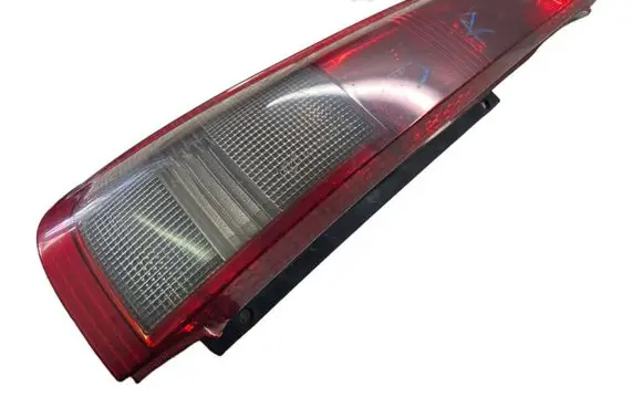 Nissan X-Trail T30 Rear/tail lights