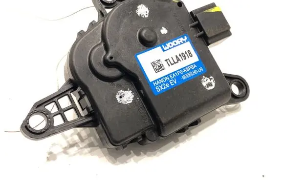 Hyundai Kona II Air flap motor/actuator EA1F0K8PBA