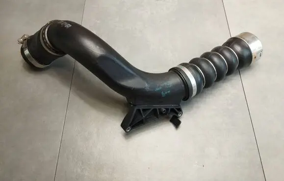 BMW X1 F48 F49 Air intake hose/pipe 8577233 02120206171 11279414