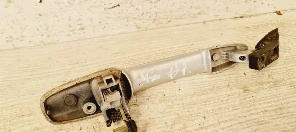 Mazda 2 Front door exterior handle 230302