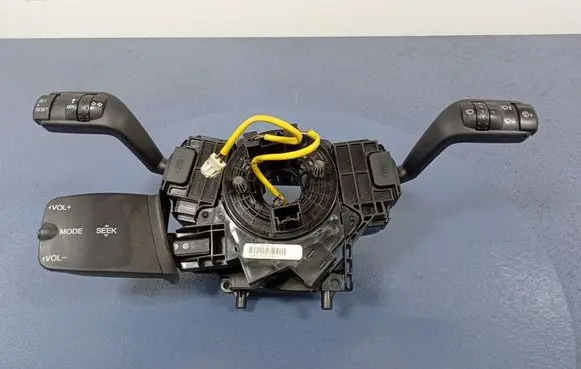 Ford Focus C-MAX Other switches/knobs/shifts 3M5T14A664AG