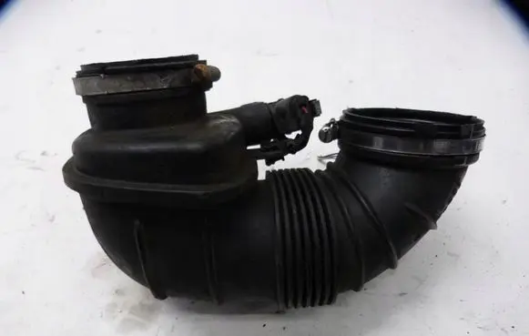 Mercedes-Benz E W212 Intercooler hose/pipe A6510940051