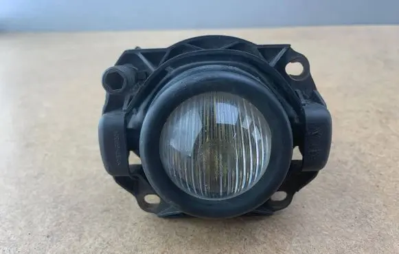 BMW X3 E83 Front fog light 63173416773 3416773 63176990165