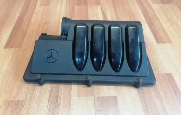 Mercedes-Benz B W245 Air filter box cover A6400900701 A6400940204