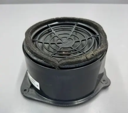 Audi Q7 4L Rear door speaker 4F0035415A