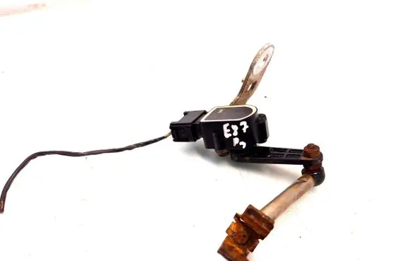 BMW 1 E81 E87 Headlight/headlamp level sensor 6785205 2918 240210