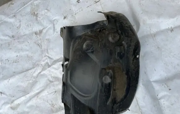 Renault Clio IV Front arch 638427803R
