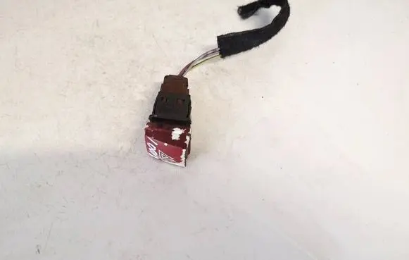 Peugeot 207 Hazard light switch 96472122ka