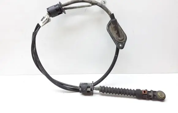 Volvo XC70 Gear shift cable linkage 8675068